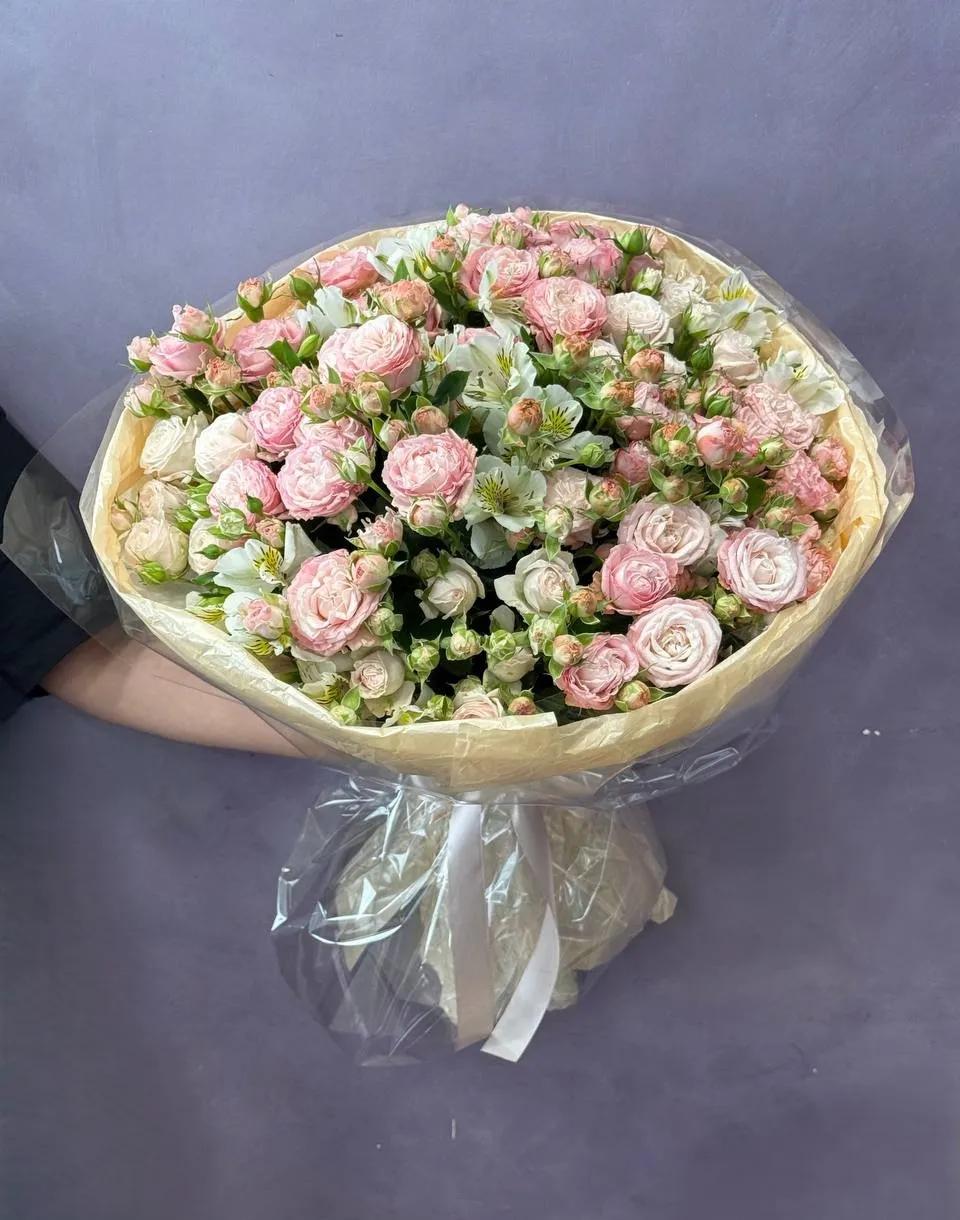 A bouquet of alstroemerias and bunch roses | ծաղիկներ, ծաղկեպսակներ, բույսեր Երևան