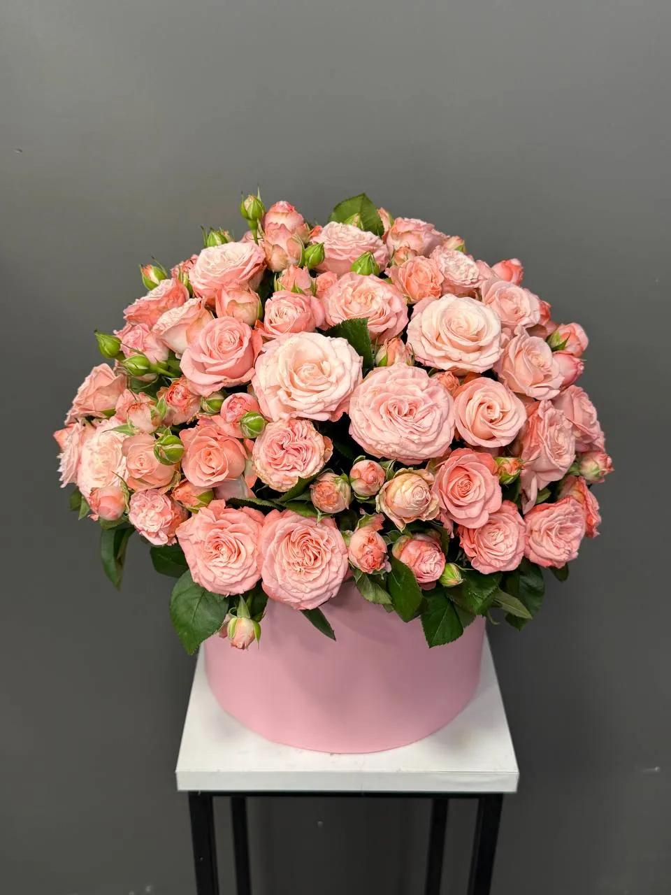 Bunch of roses box | ծաղիկներ, ծաղկեպսակներ, բույսեր Երևան