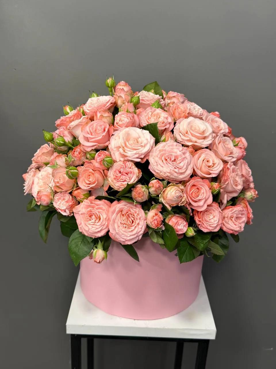 Bunch of roses box | ծաղիկներ, ծաղկեպսակներ, բույսեր Երևան