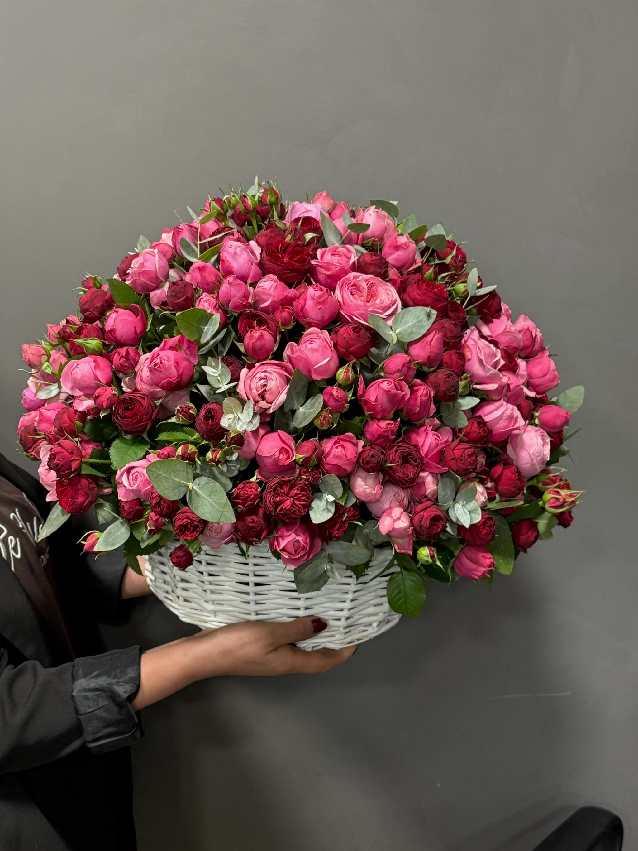 A basket of peonies | ծաղիկներ, ծաղկեպսակներ, բույսեր Երևան