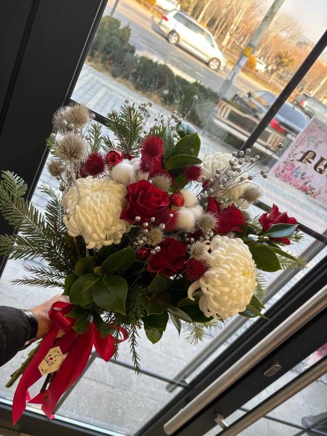 Festive bunch | ծաղիկներ, ծաղկեպսակներ, բույսեր - առաքում Երևան