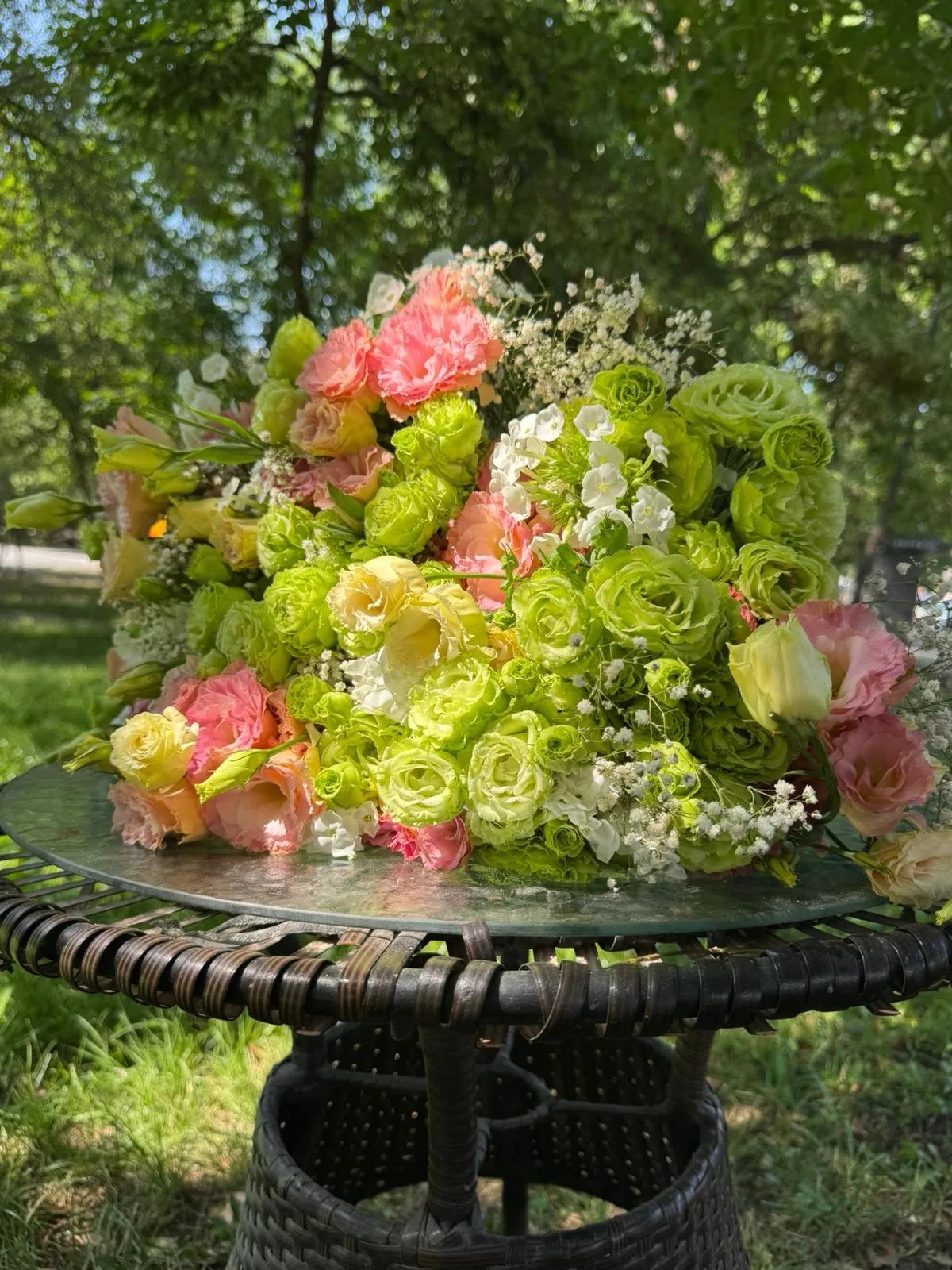 Bright lisianthus | ծաղիկներ, ծաղկեպսակներ, բույսեր Երևան
