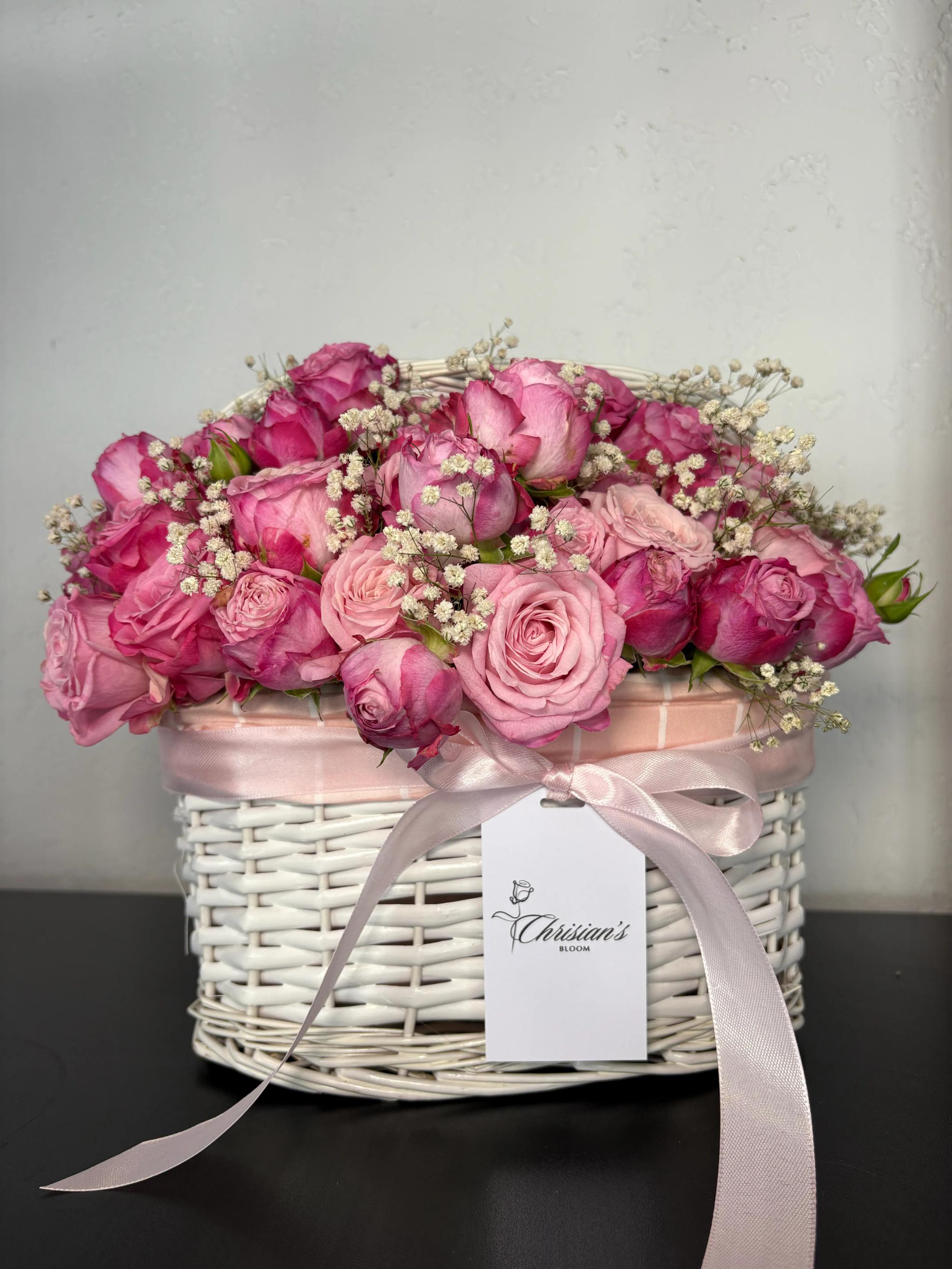 Roses in a basket | ծաղիկներ, ծաղկեպսակներ, բույսեր Երևան