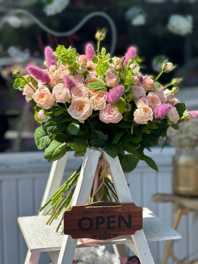 An elegant bouquet | ծաղիկներ, ծաղկեպսակներ, բույսեր - առաքում Երևան