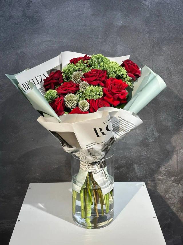 Bunch of red and green | ծաղիկներ, ծաղկեպսակներ, բույսեր - առաքում Երևան