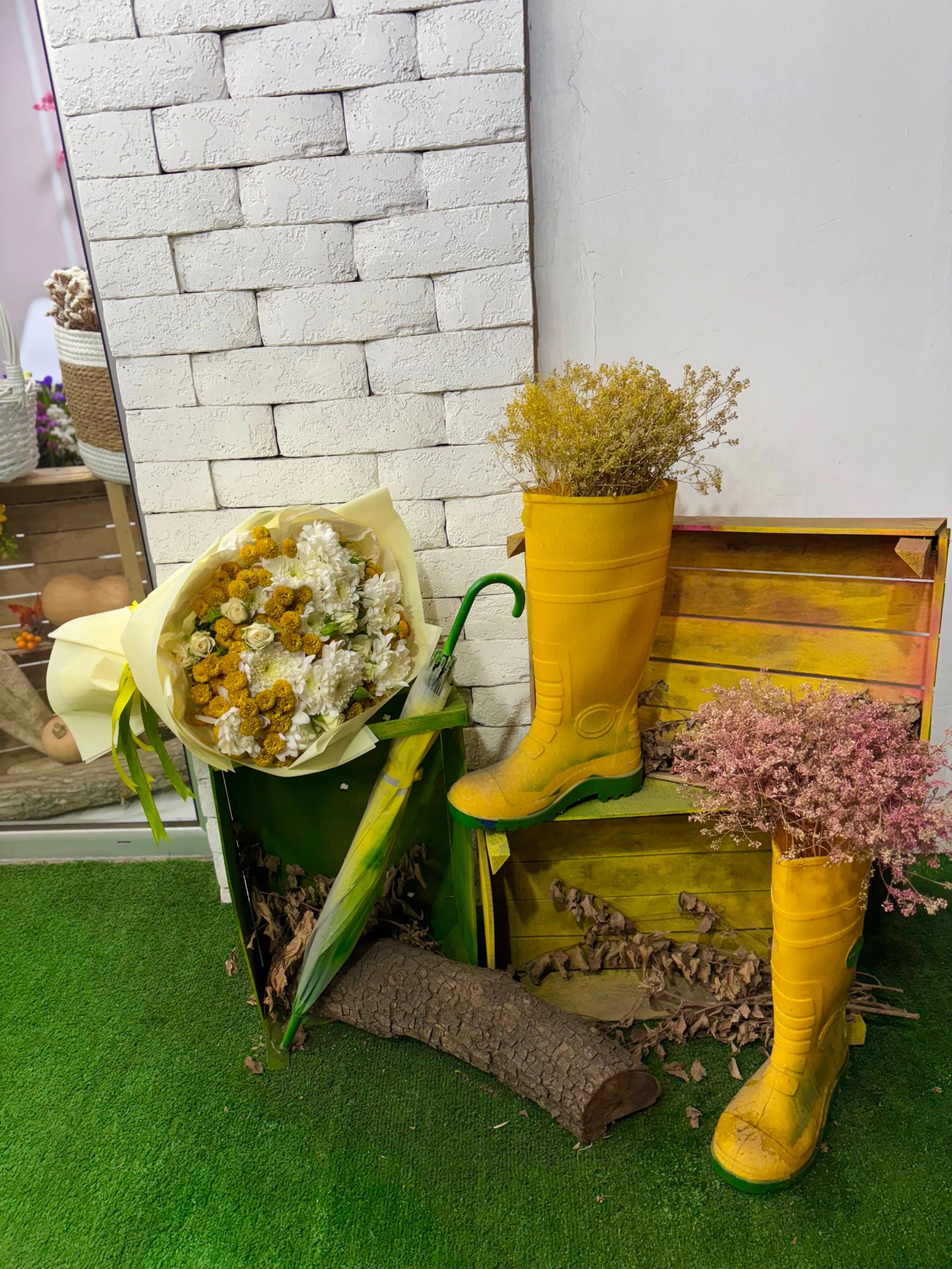A gorgeous bouquet of chrysanthemums | ծաղիկներ, ծաղկեպսակներ, բույսեր Երևան
