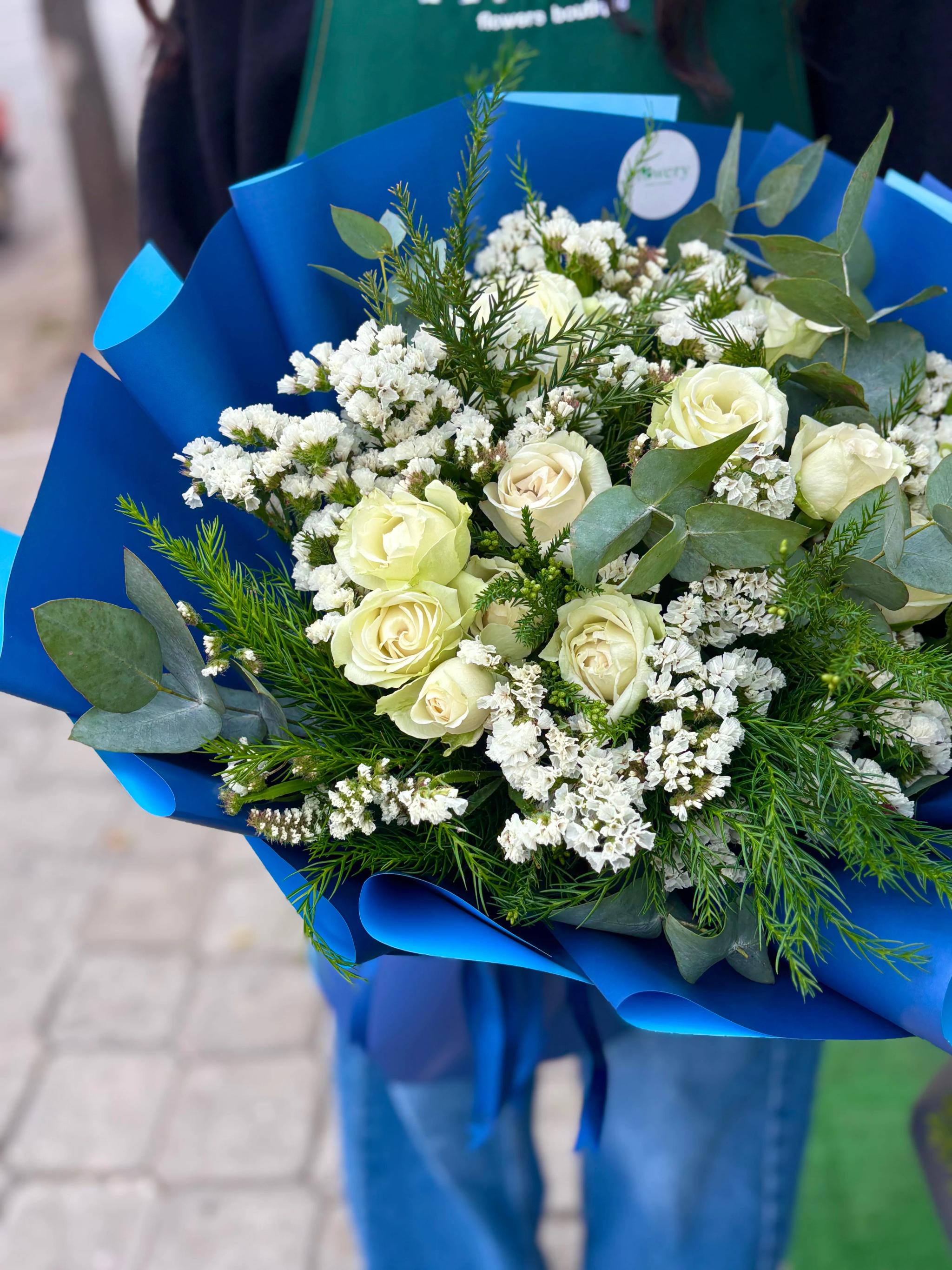 Blue and white bouquet | ծաղիկներ, ծաղկեպսակներ, բույսեր Երևան