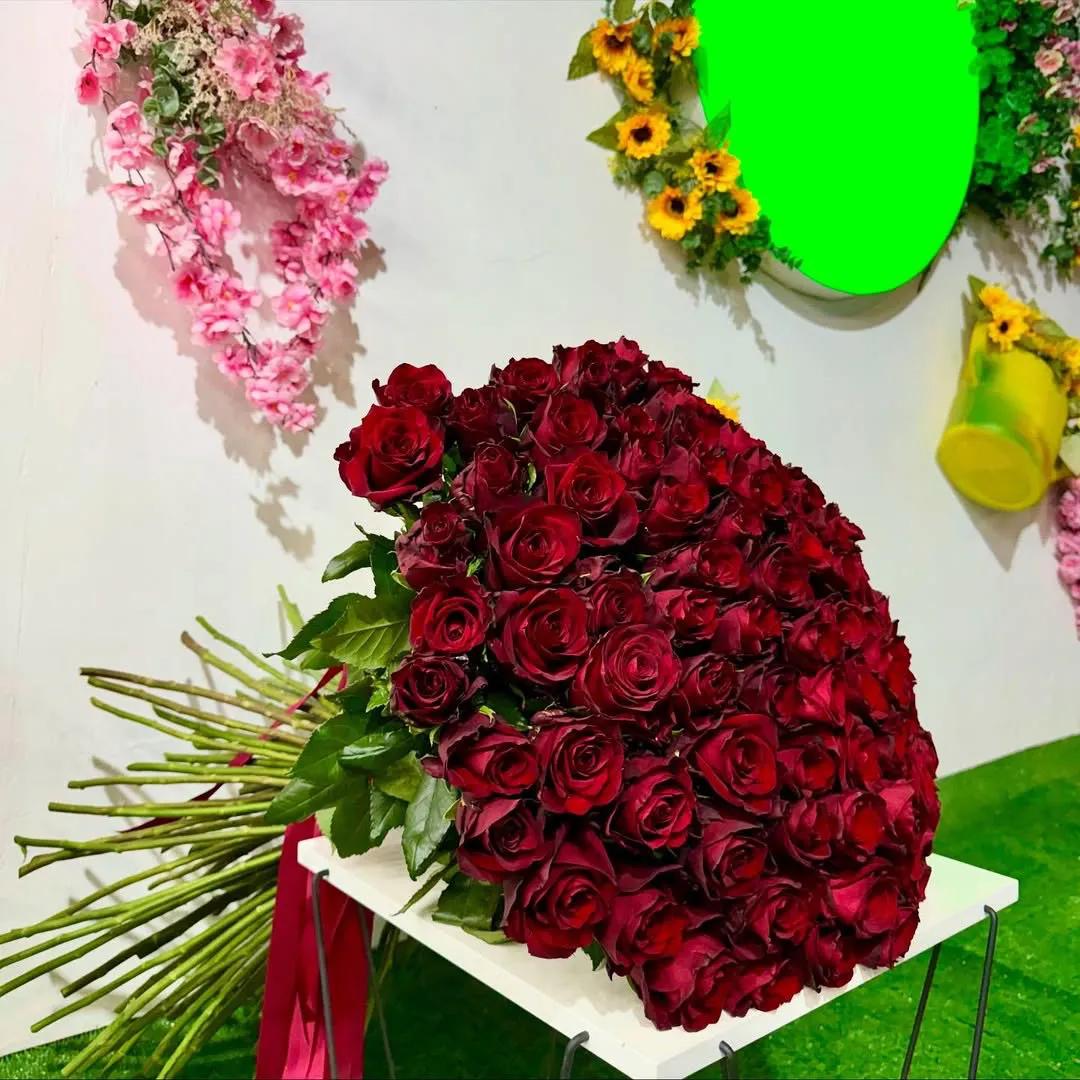 A gorgeous bouquet of Bordeaux roses | ծաղիկներ, ծաղկեպսակներ, բույսեր Երևան