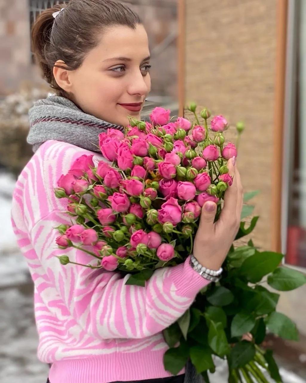 Bunch of roses | ծաղիկներ, ծաղկեպսակներ, բույսեր Երևան