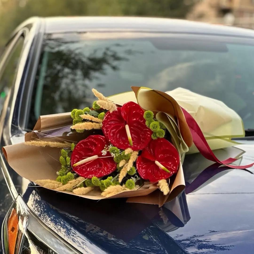 A bunch of anthuriums | ծաղիկներ, ծաղկեպսակներ, բույսեր Երևան
