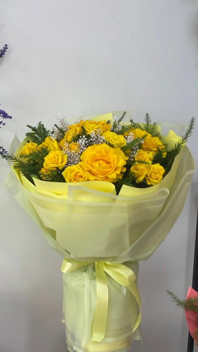 Yellow bunch | ծաղիկներ, ծաղկեպսակներ, բույսեր - առաքում Երևան