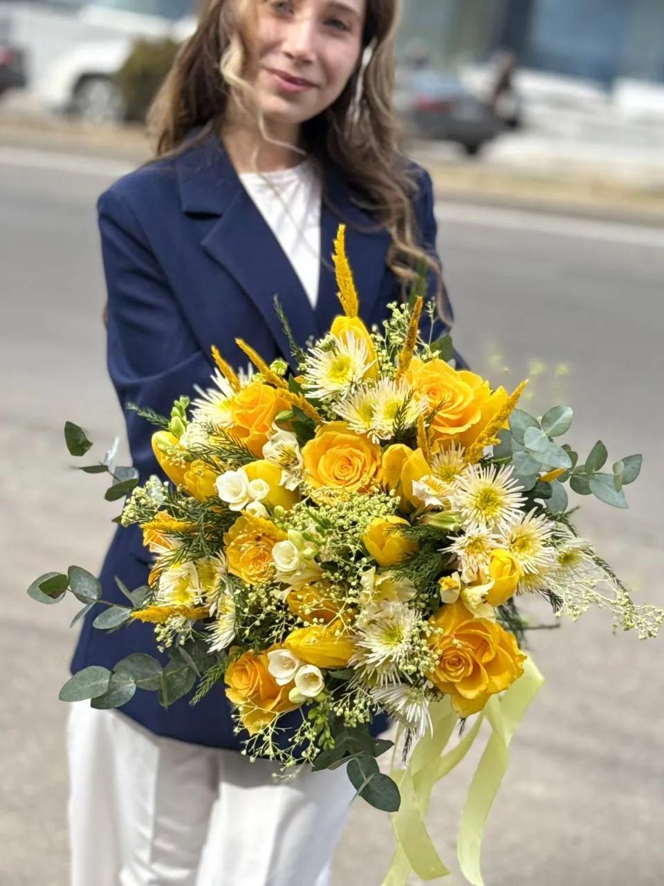 Yellow elegant bouquet | ծաղիկներ, ծաղկեպսակներ, բույսեր Երևան
