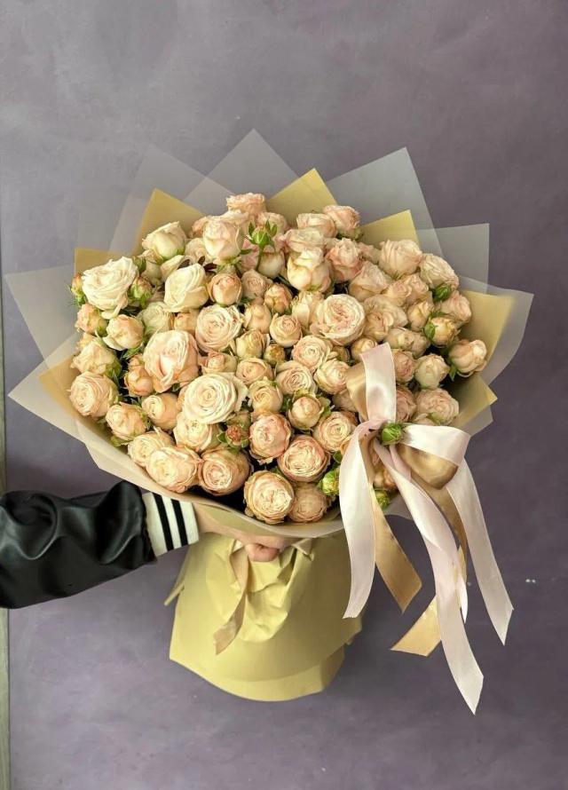 Bunch of roses | ծաղիկներ, ծաղկեպսակներ, բույսեր - առաքում Երևան Bunch of roses | ծաղիկներ, ծաղկեպսակներ, բույսեր - առաքում Երևան