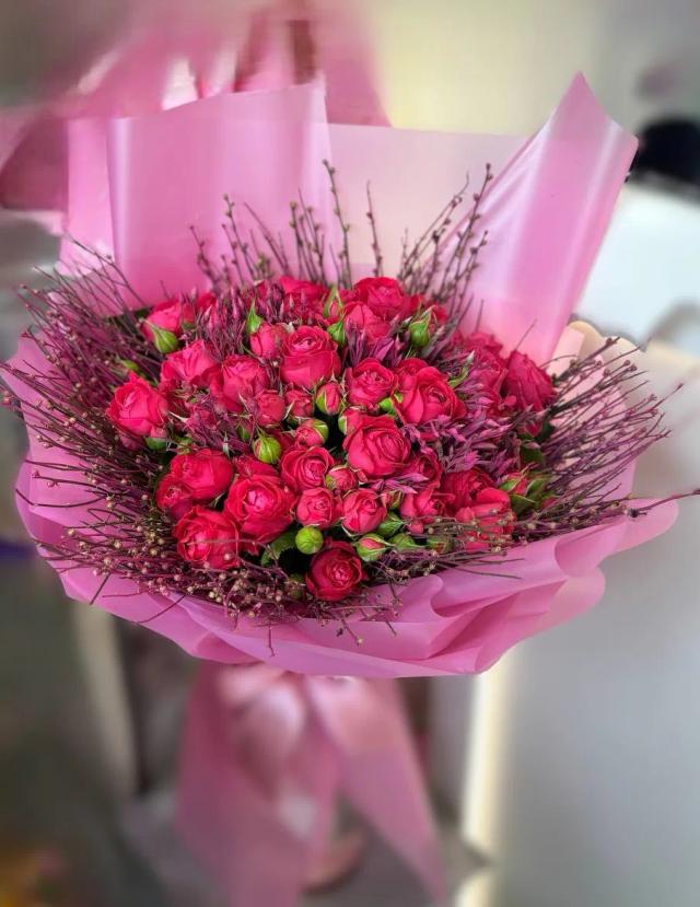 Bunch of roses | ծաղիկներ, ծաղկեպսակներ, բույսեր - առաքում Երևան Bunch of roses | ծաղիկներ, ծաղկեպսակներ, բույսեր - առաքում Երևան