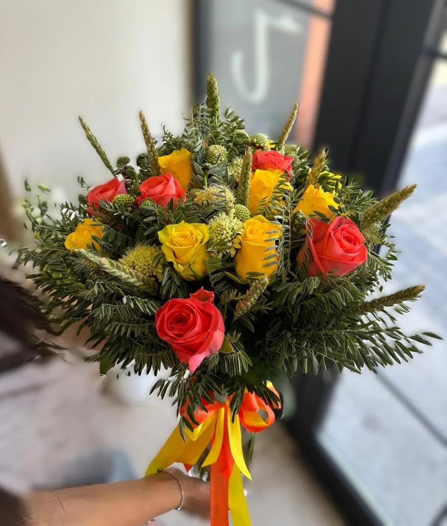 Bunch of colorful roses | ծաղիկներ, ծաղկեպսակներ, բույսեր Երևան Bunch of colorful roses | ծաղիկներ, ծաղկեպսակներ, բույսեր Երևան