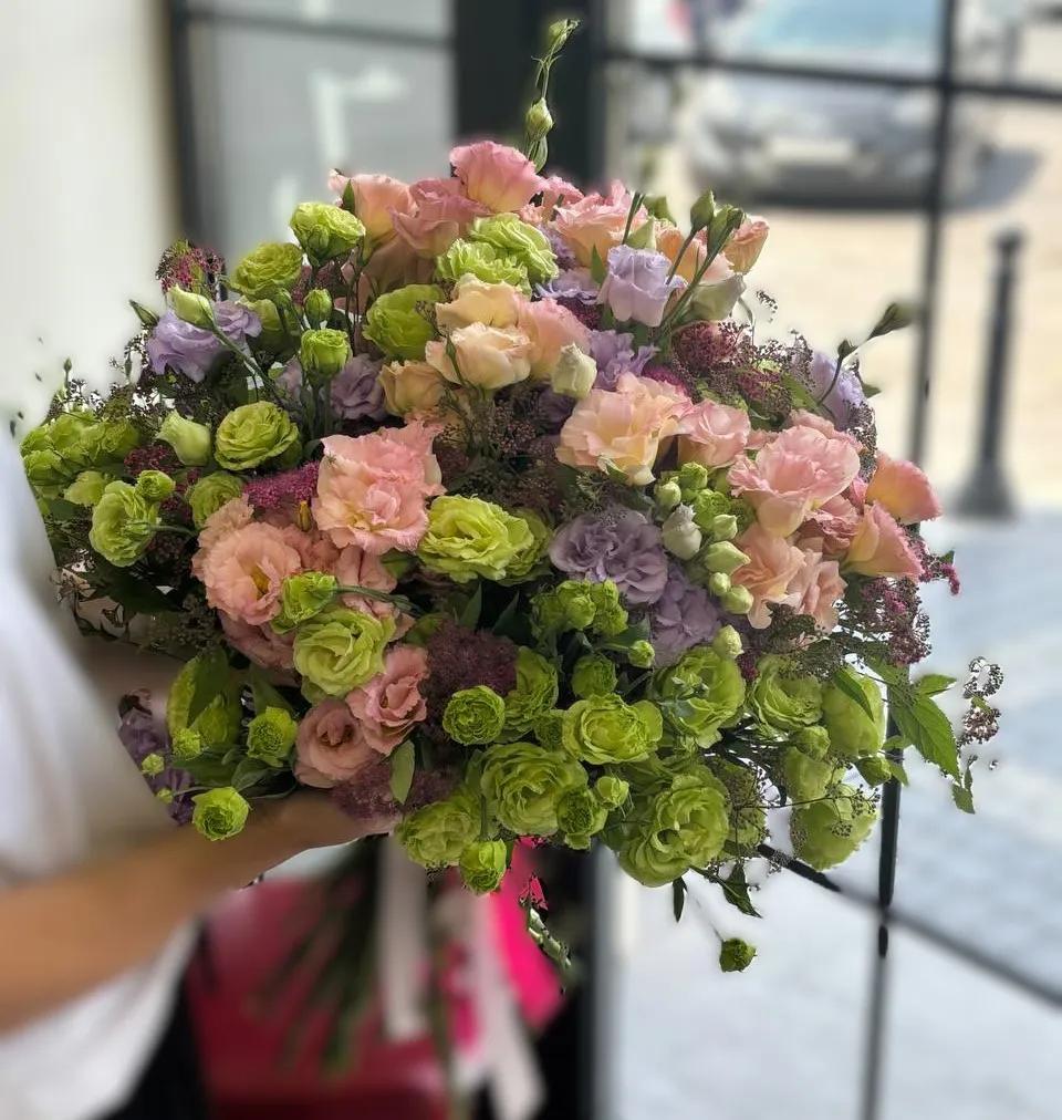 Bunch of colorful lisianthus | ծաղիկներ, ծաղկեպսակներ, բույսեր Երևան Bunch of colorful lisianthus | ծաղիկներ, ծաղկեպսակներ, բույսեր Երևան