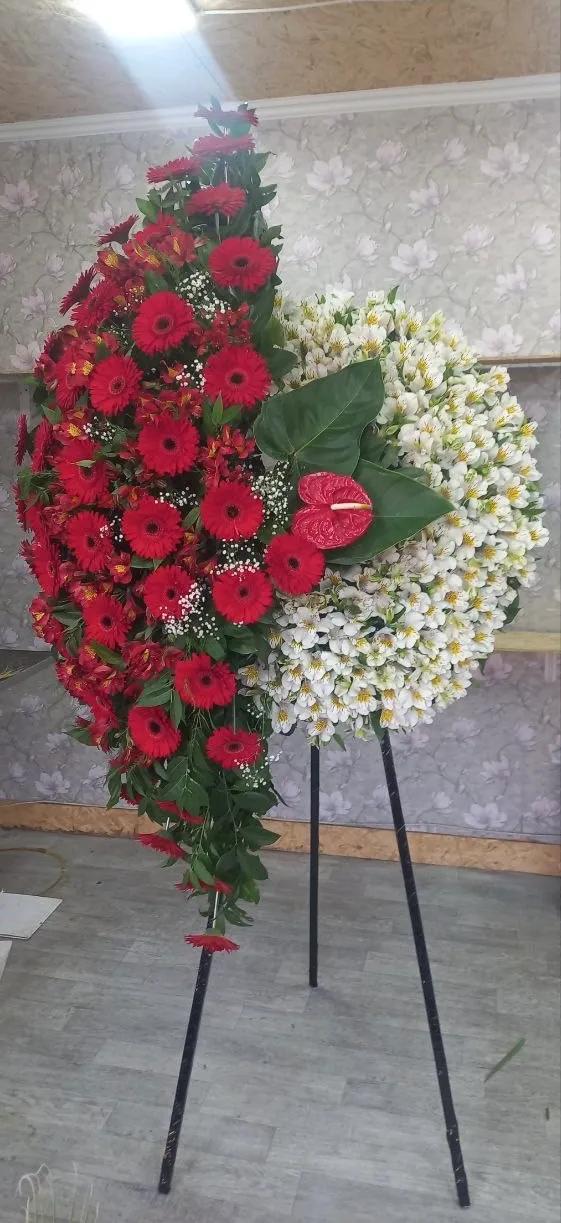 Венок из гербер и альстромерий | ծաղիկներ, ծաղկեպսակներ, բույսեր - առաքում Երևան Венок из гербер и альстромерий | ծաղիկներ, ծաղկեպսակներ, բույսեր - առաքում Երևան